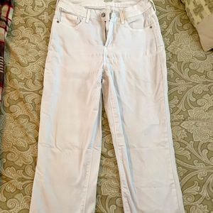 Old navy size 6 power slim straight high rise white denim pants